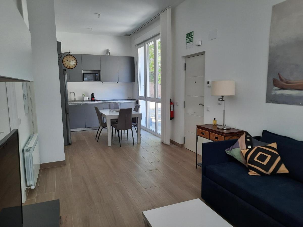 Josemaenea Apartment Пампона Екстериор снимка